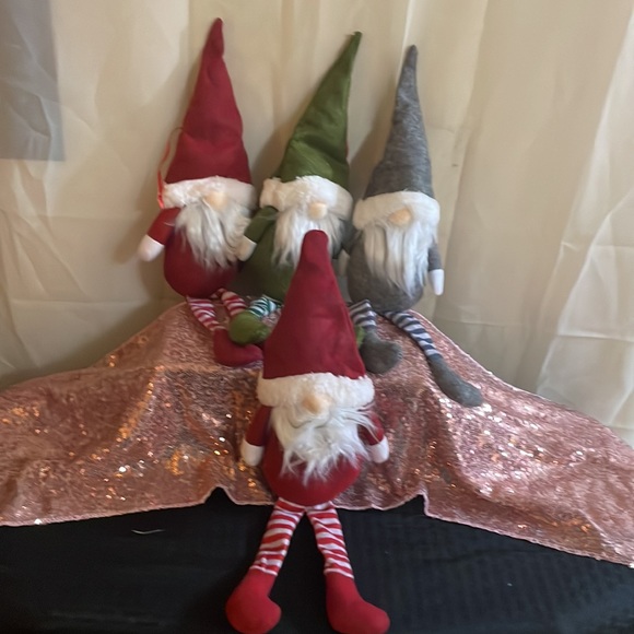 Gnomes Christmas decor 3 pieces gnome plush dolls w/ bendable hats and l… - Picture 8 of 8